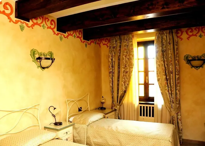 Ristorante Al Castello Di Monte فندق فالينزا